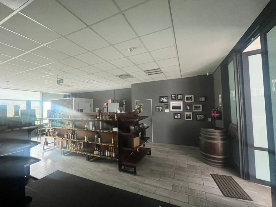 To Let commercial Property for Rent in Umhlanga Ridge KwaZulu-Natal