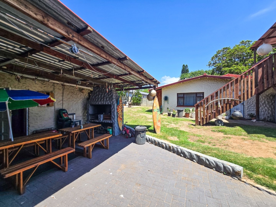 3 Bedroom Property for Sale in Uvongo KwaZulu-Natal