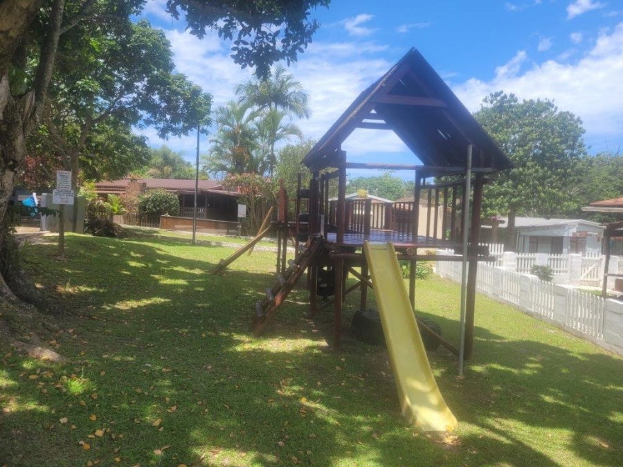 2 Bedroom Property for Sale in Hibberdene KwaZulu-Natal