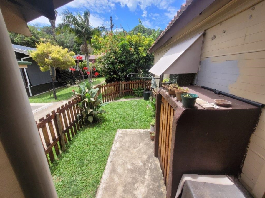 2 Bedroom Property for Sale in Hibberdene KwaZulu-Natal