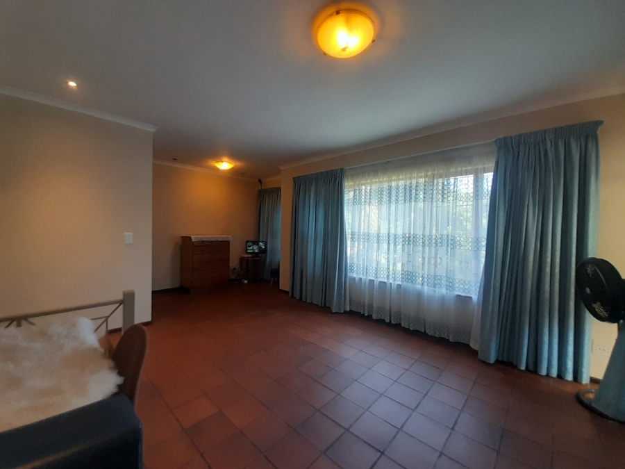 4 Bedroom Property for Sale in Glen Hills KwaZulu-Natal