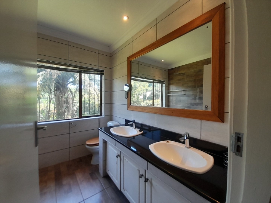 4 Bedroom Property for Sale in Glen Hills KwaZulu-Natal