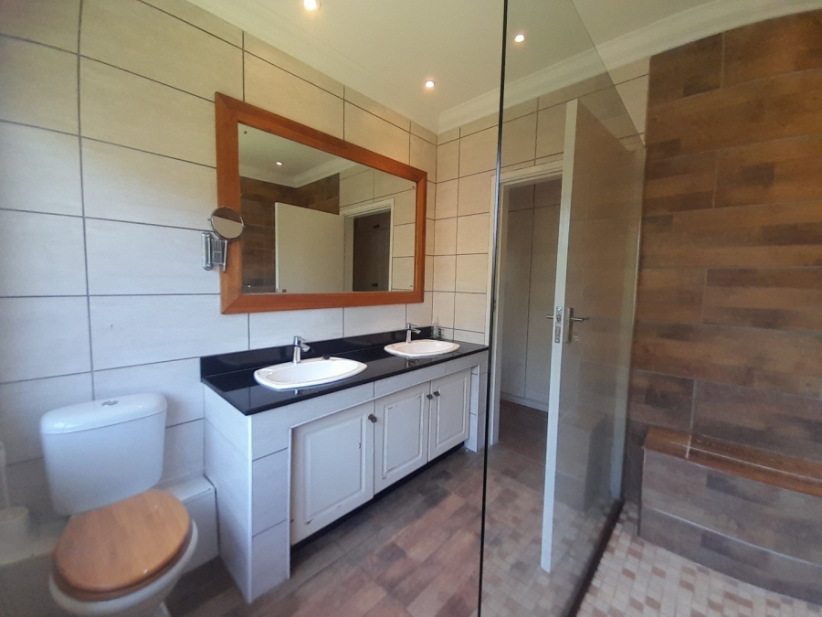 4 Bedroom Property for Sale in Glen Hills KwaZulu-Natal