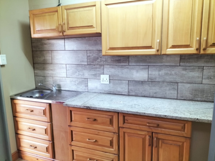 To Let 1 Bedroom Property for Rent in Brighton Beach KwaZulu-Natal