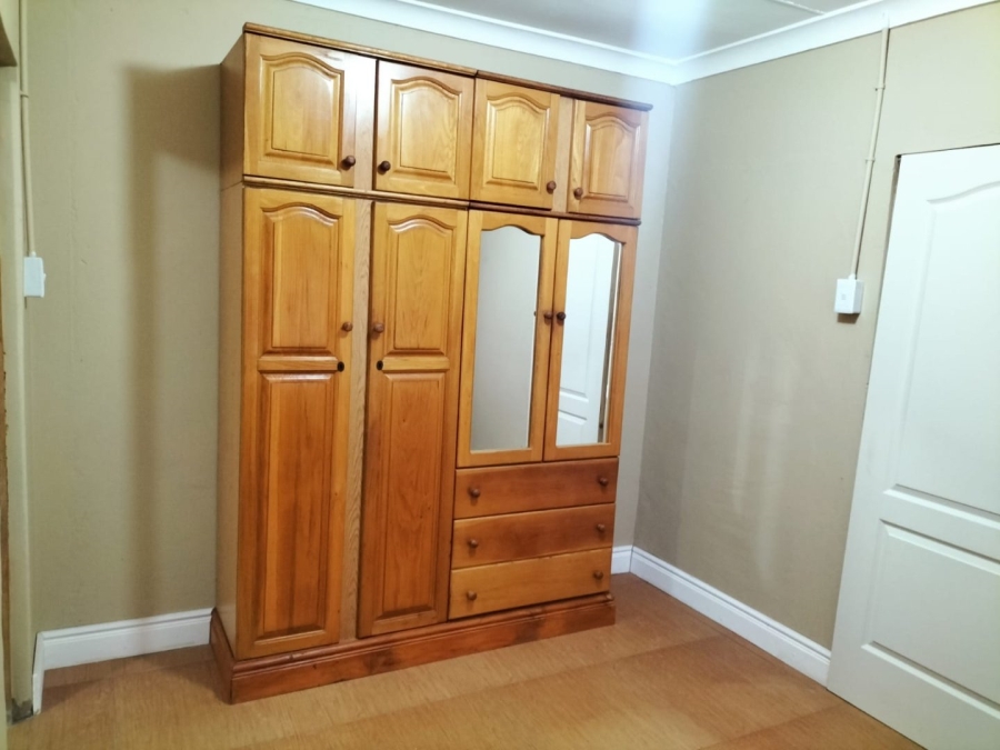 To Let 1 Bedroom Property for Rent in Brighton Beach KwaZulu-Natal