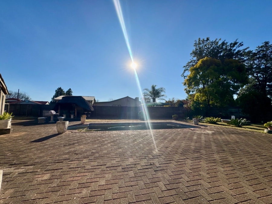 3 Bedroom Property for Sale in Amiel Park KwaZulu-Natal