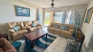 3 Bedroom Property for Sale in Uvongo KwaZulu-Natal