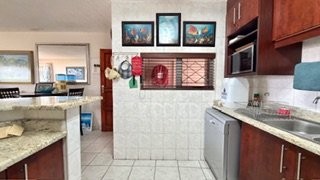 3 Bedroom Property for Sale in Uvongo KwaZulu-Natal