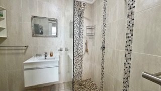 3 Bedroom Property for Sale in Uvongo KwaZulu-Natal