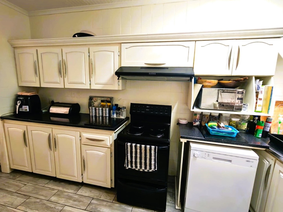 3 Bedroom Property for Sale in Woodgrange KwaZulu-Natal