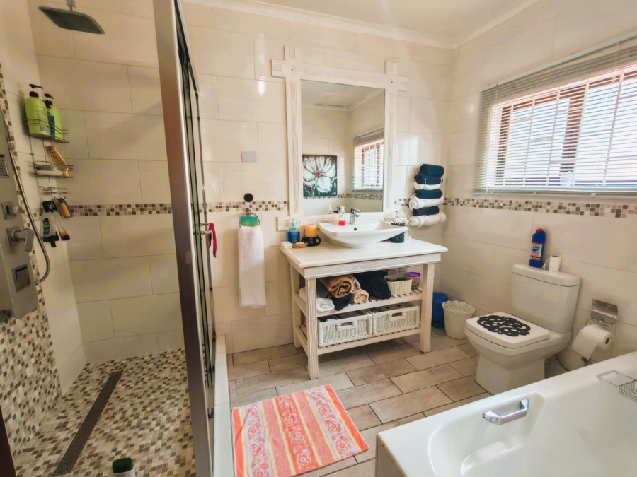 3 Bedroom Property for Sale in Woodgrange KwaZulu-Natal