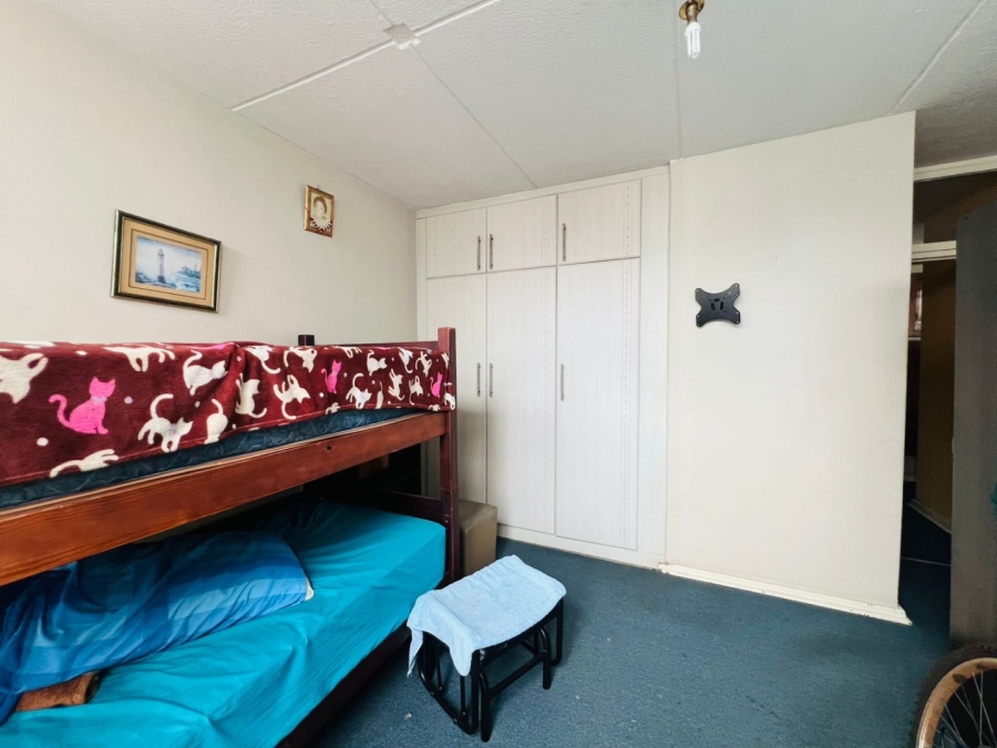 To Let 3 Bedroom Property for Rent in Point KwaZulu-Natal