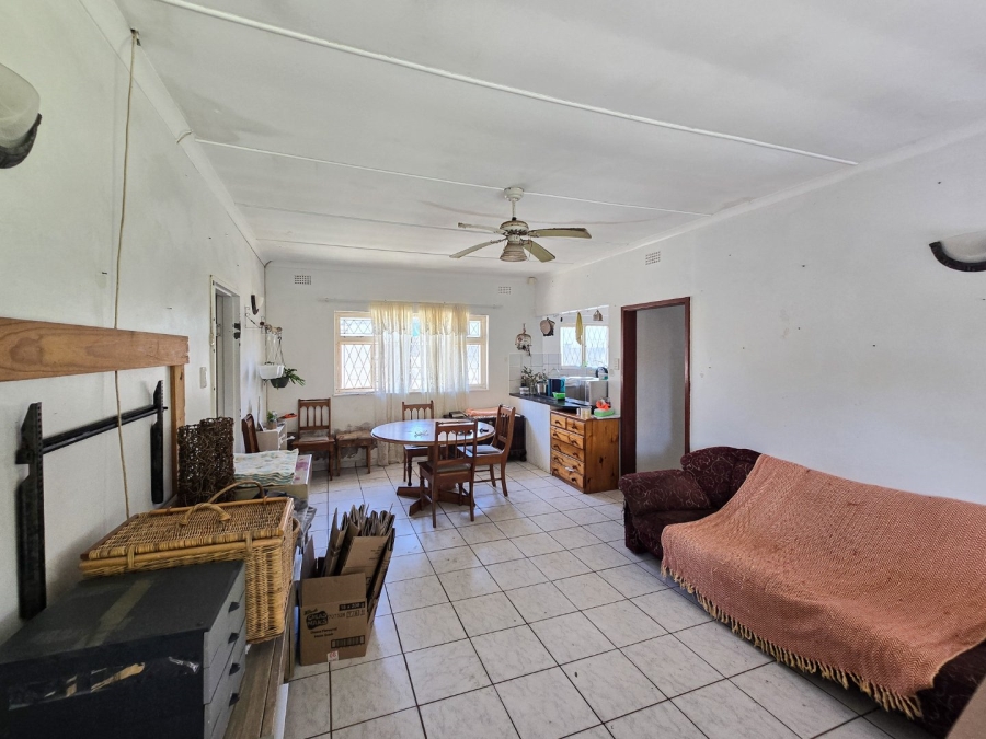 4 Bedroom Property for Sale in Uvongo KwaZulu-Natal