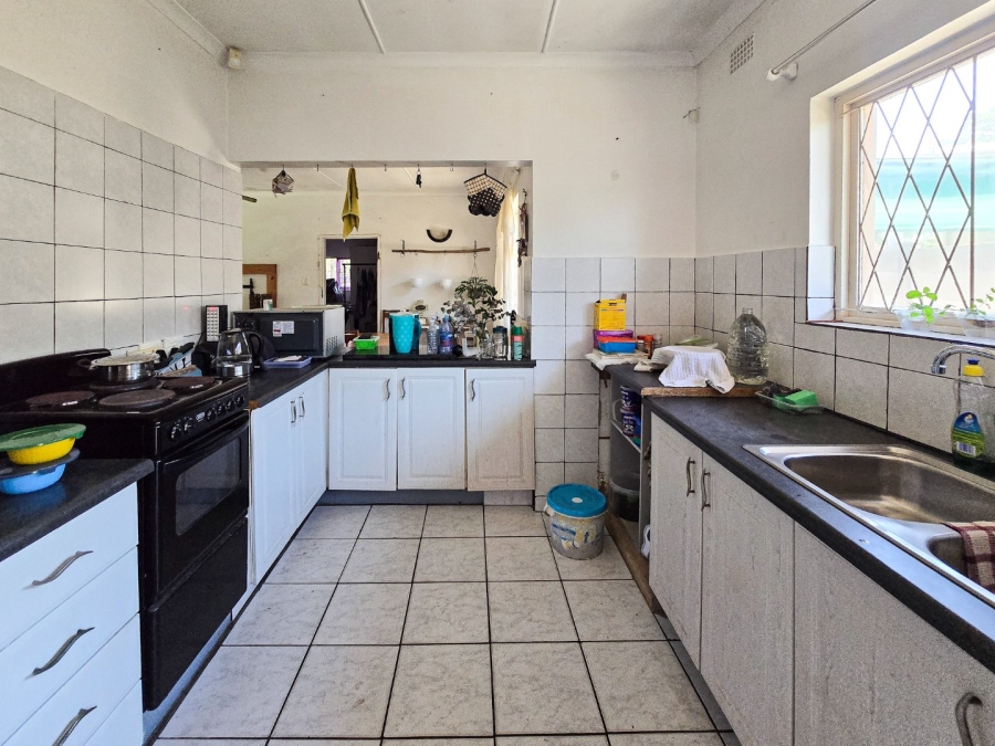 4 Bedroom Property for Sale in Uvongo KwaZulu-Natal