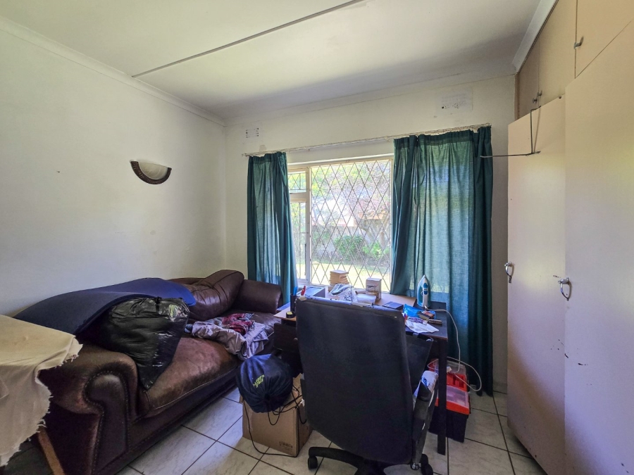 4 Bedroom Property for Sale in Uvongo KwaZulu-Natal