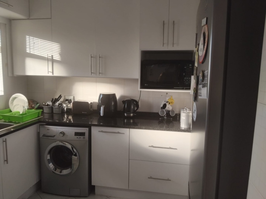 To Let 2 Bedroom Property for Rent in Morningside KwaZulu-Natal