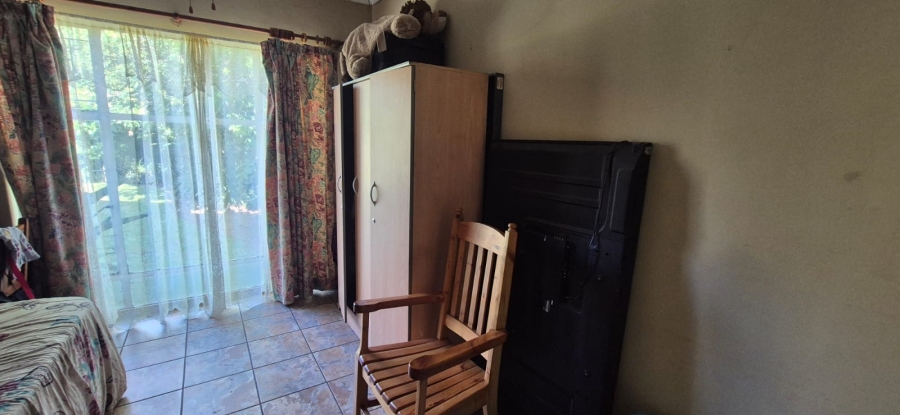 5 Bedroom Property for Sale in Pioneer Park KwaZulu-Natal