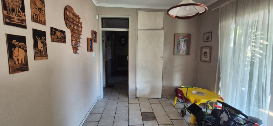 5 Bedroom Property for Sale in Pioneer Park KwaZulu-Natal