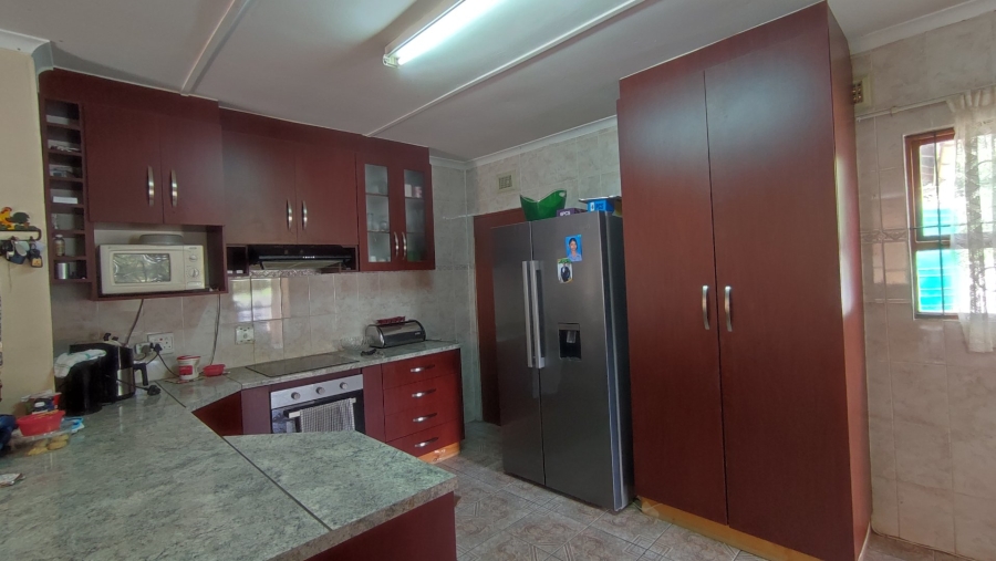 3 Bedroom Property for Sale in Grosvenor KwaZulu-Natal