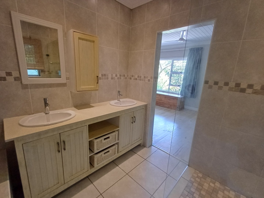 4 Bedroom Property for Sale in Southbroom KwaZulu-Natal