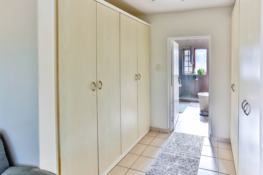 3 Bedroom Property for Sale in Wakenshaw Estate KwaZulu-Natal