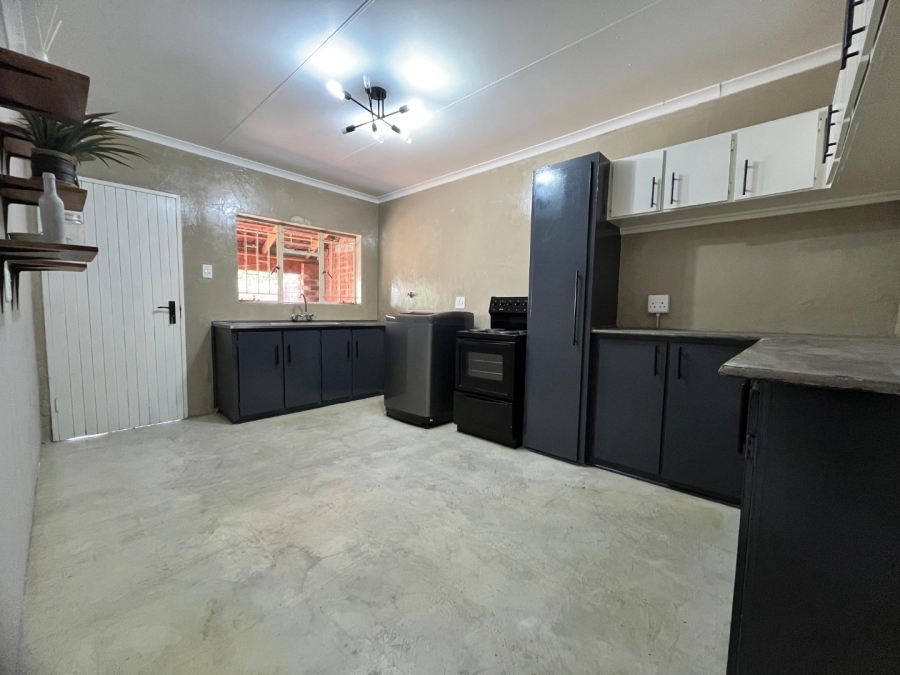 2 Bedroom Property for Sale in Huttenheights KwaZulu-Natal