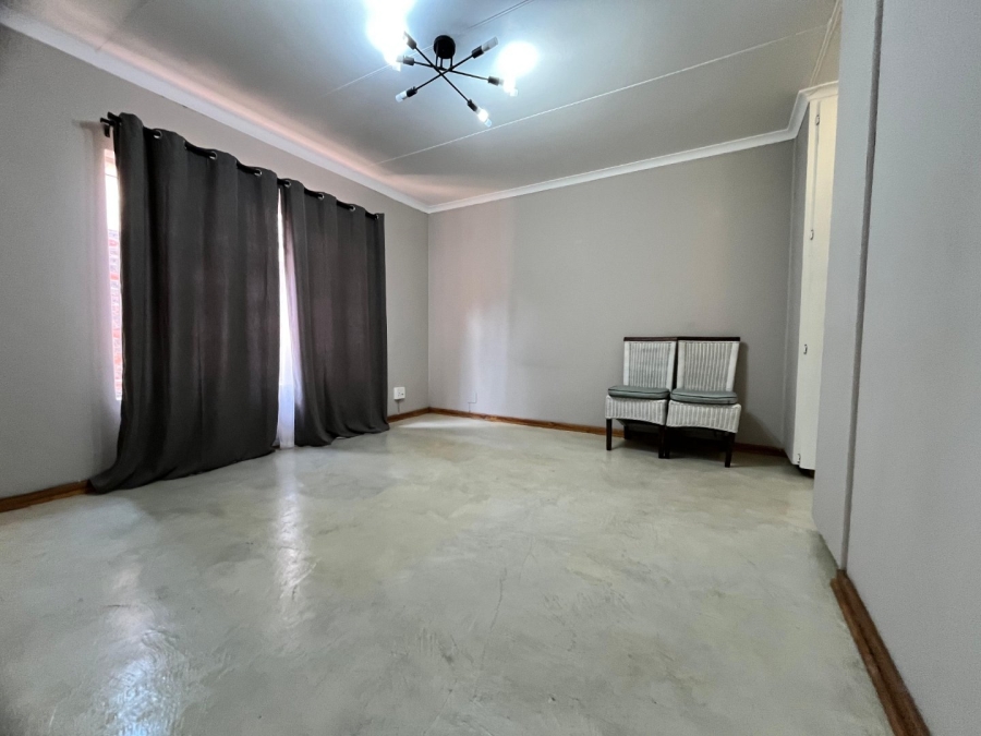 2 Bedroom Property for Sale in Huttenheights KwaZulu-Natal