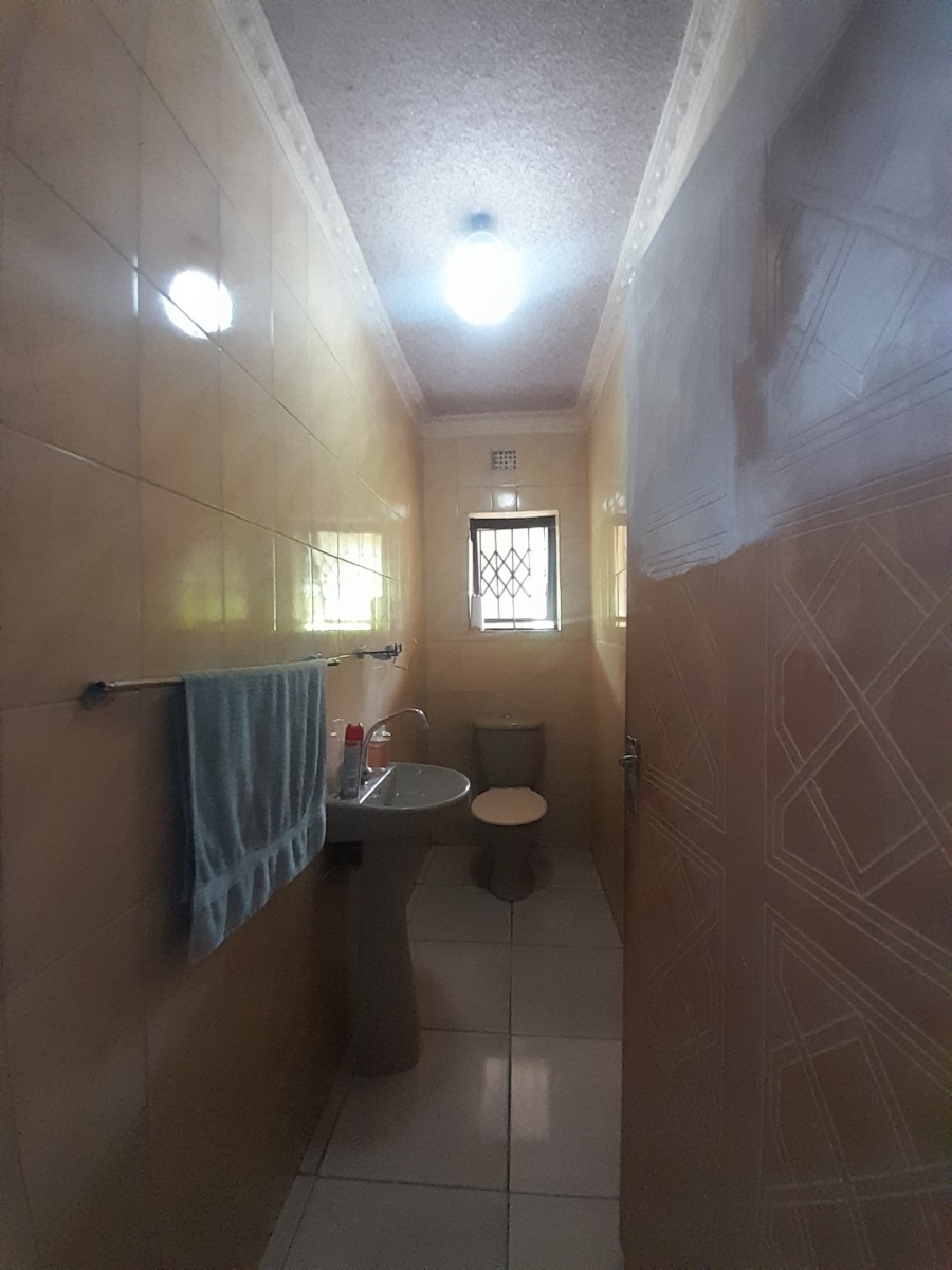 4 Bedroom Property for Sale in Camperdown KwaZulu-Natal