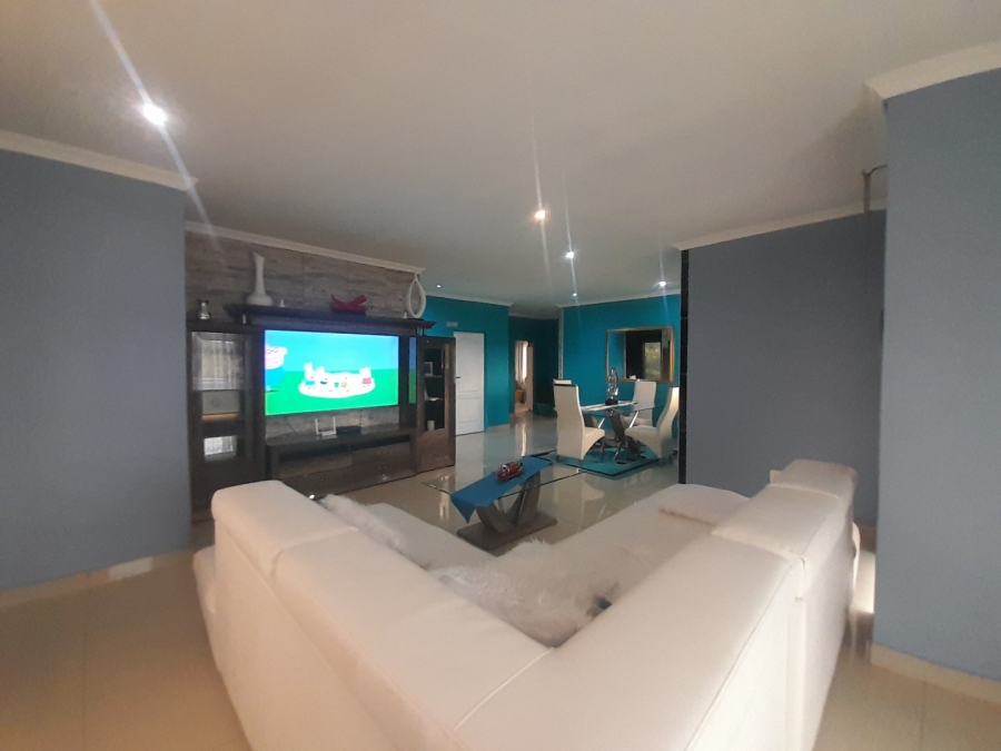 4 Bedroom Property for Sale in Camperdown KwaZulu-Natal