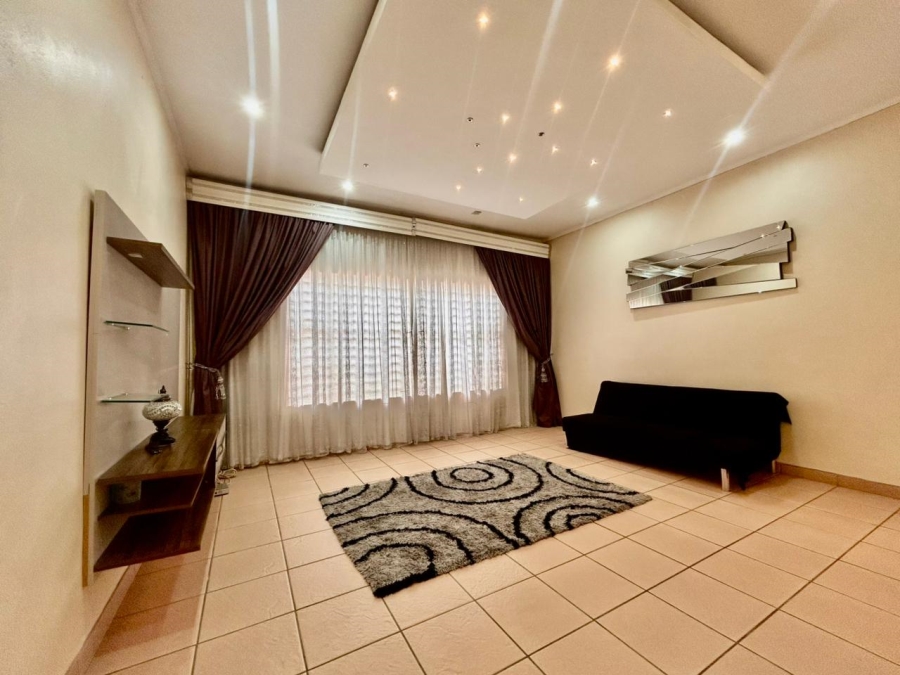 4 Bedroom Property for Sale in Huttenheights KwaZulu-Natal