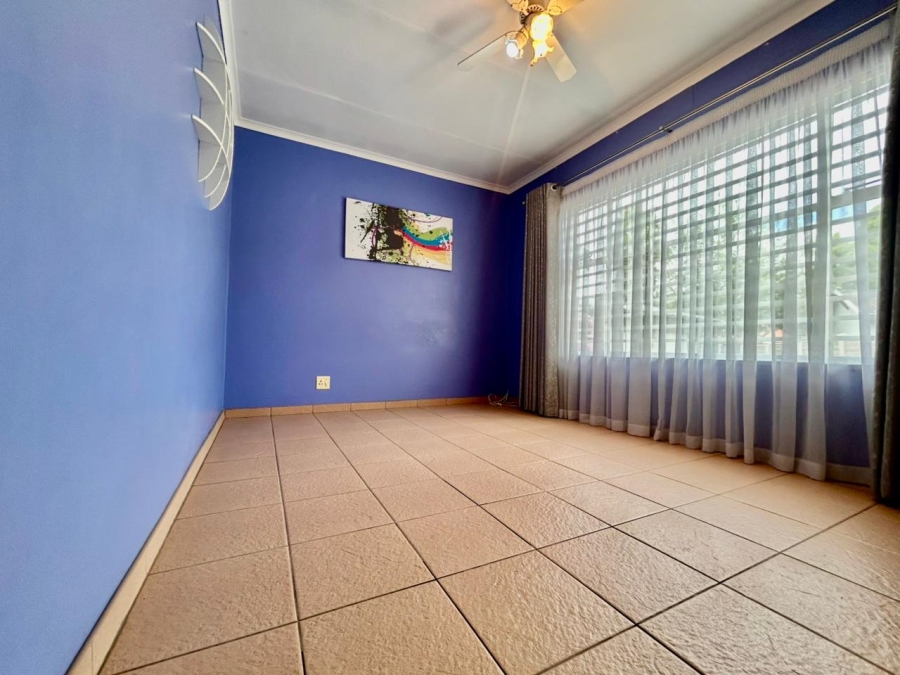 4 Bedroom Property for Sale in Huttenheights KwaZulu-Natal