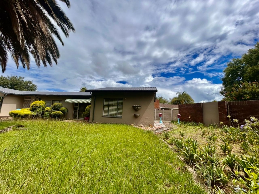 4 Bedroom Property for Sale in Huttenheights KwaZulu-Natal