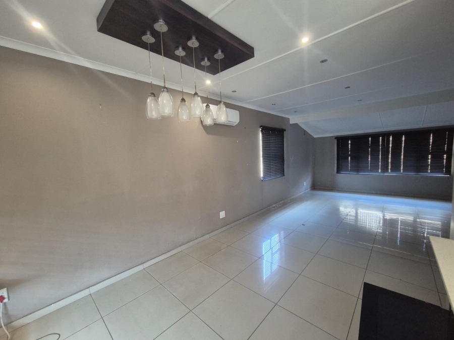 3 Bedroom Property for Sale in Ocean View KwaZulu-Natal