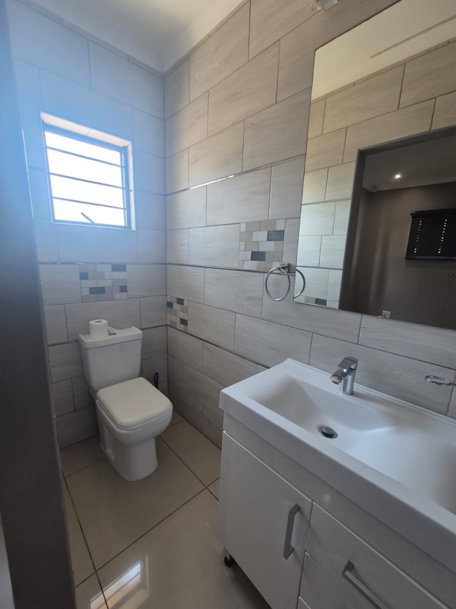 3 Bedroom Property for Sale in Ocean View KwaZulu-Natal