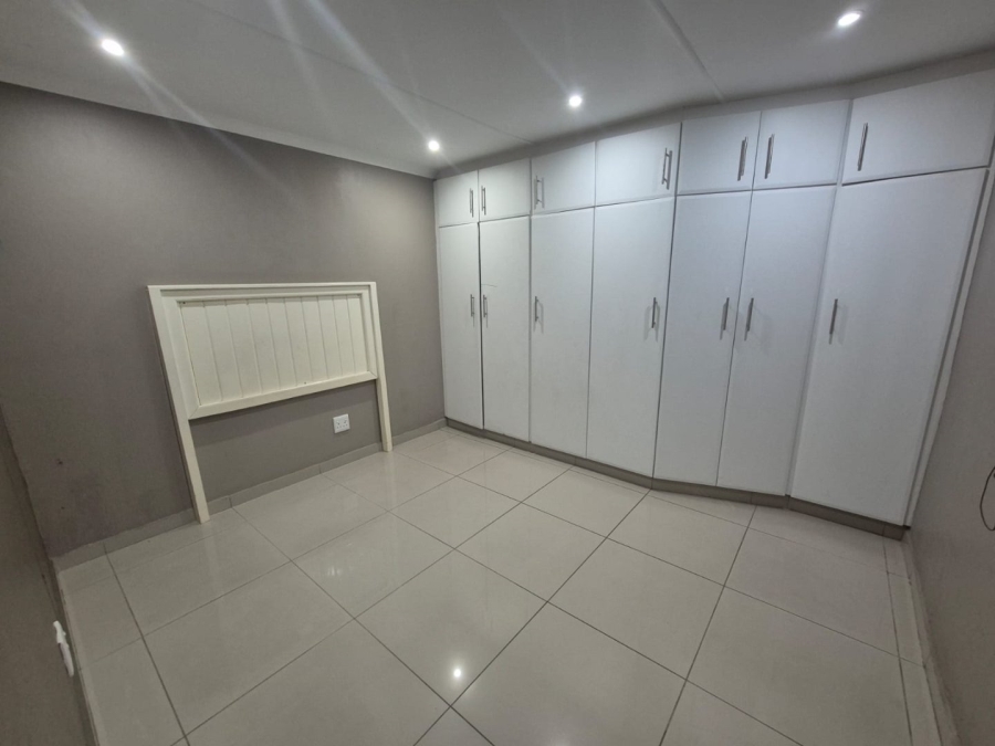 3 Bedroom Property for Sale in Ocean View KwaZulu-Natal