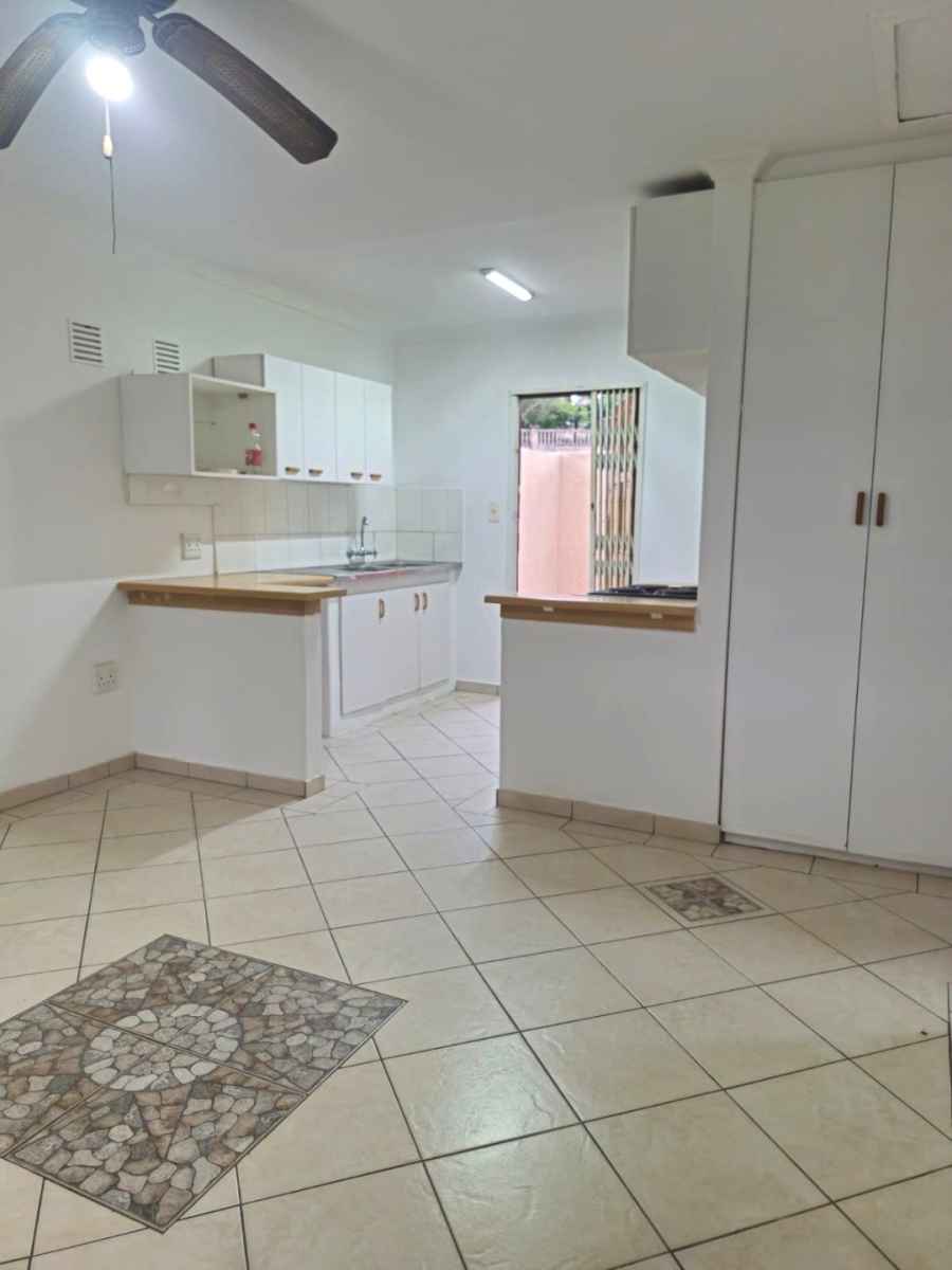 To Let 2 Bedroom Property for Rent in Farningham Ridge KwaZulu-Natal