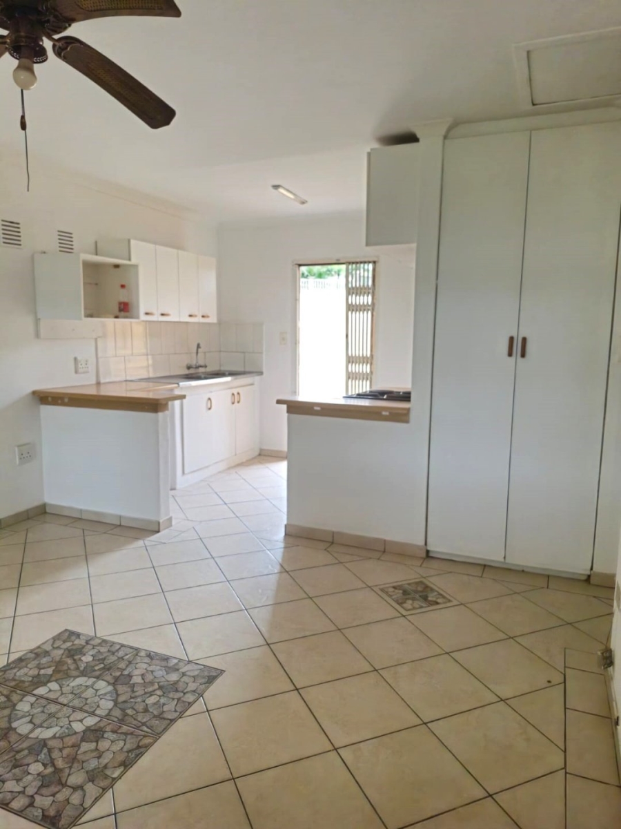 To Let 2 Bedroom Property for Rent in Farningham Ridge KwaZulu-Natal