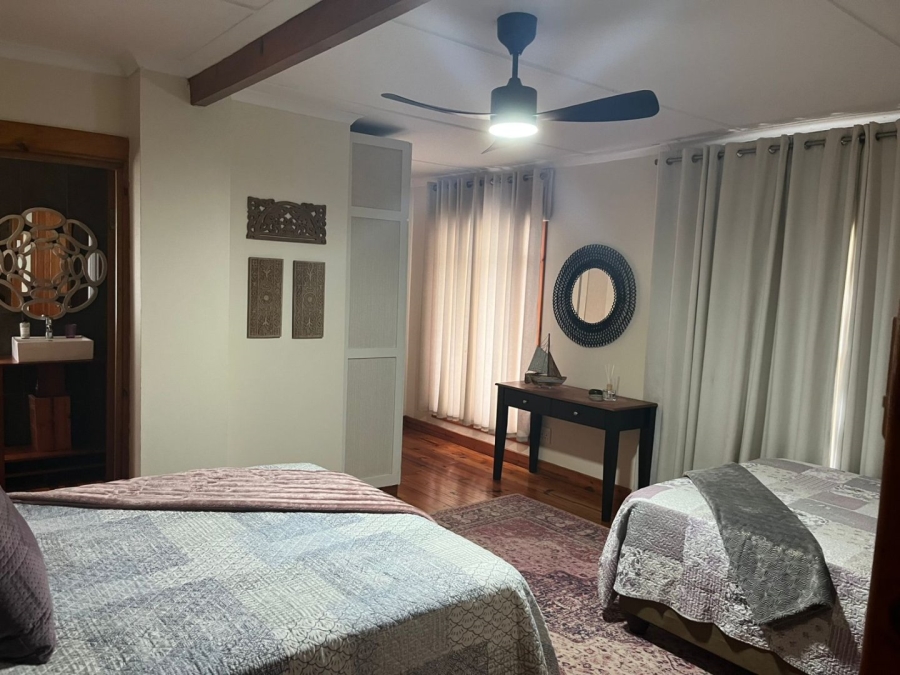 5 Bedroom Property for Sale in Bazley Beach KwaZulu-Natal