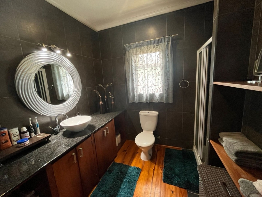 5 Bedroom Property for Sale in Bazley Beach KwaZulu-Natal