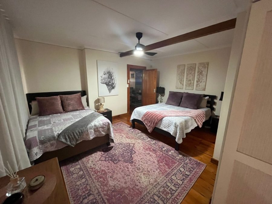 5 Bedroom Property for Sale in Bazley Beach KwaZulu-Natal