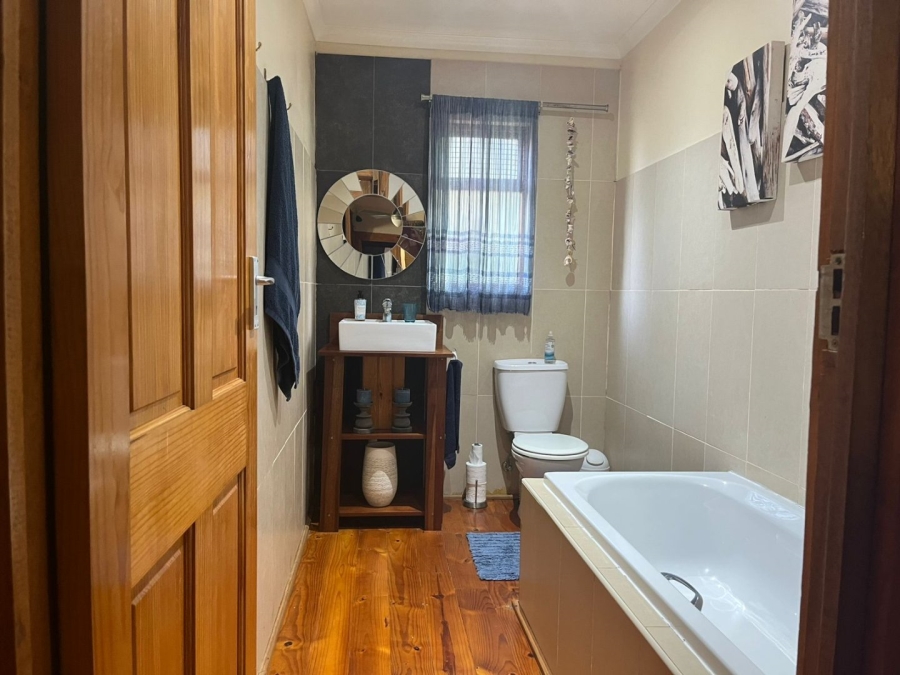 5 Bedroom Property for Sale in Bazley Beach KwaZulu-Natal