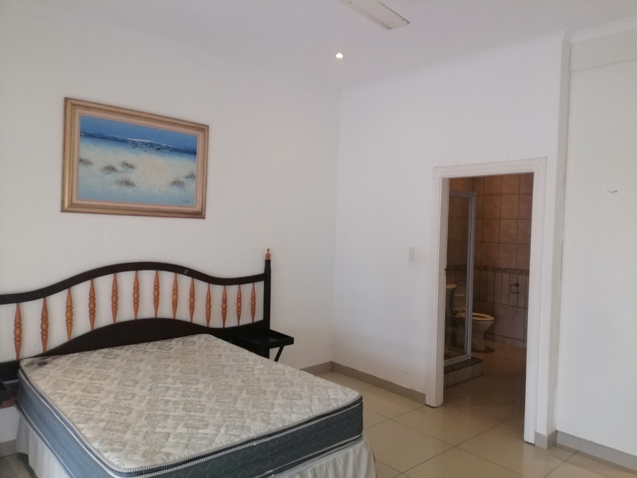 To Let 3 Bedroom Property for Rent in Shelly Beach KwaZulu-Natal
