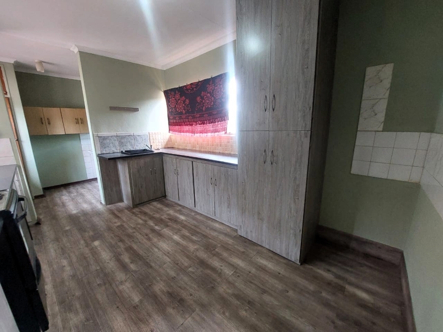 4 Bedroom Property for Sale in Amajuba Park KwaZulu-Natal