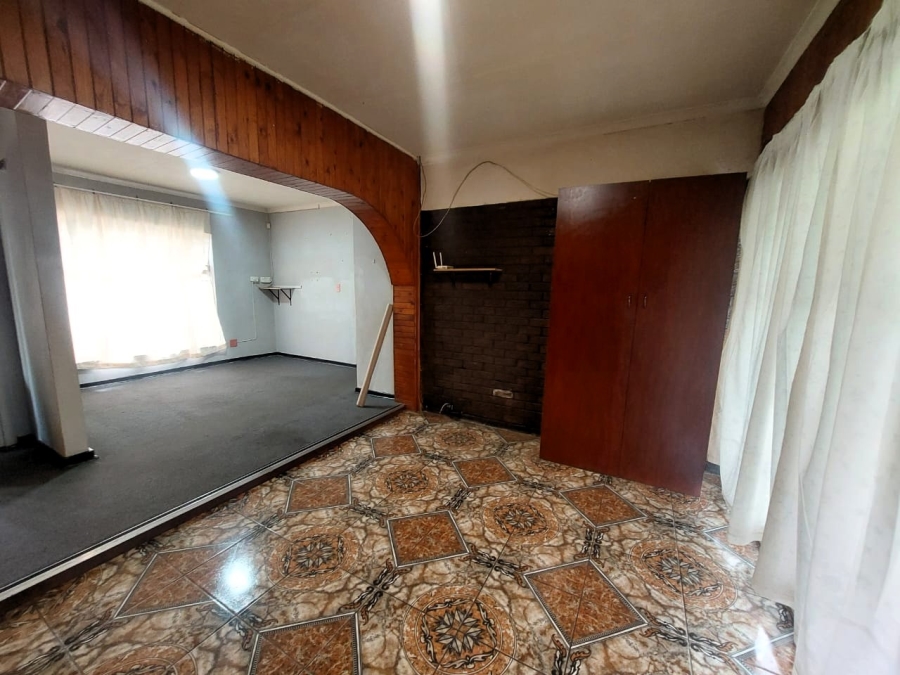 4 Bedroom Property for Sale in Amajuba Park KwaZulu-Natal