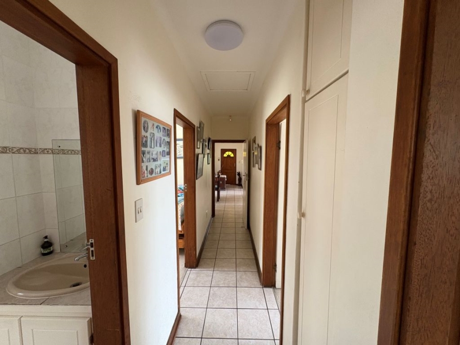 3 Bedroom Property for Sale in Umtentweni KwaZulu-Natal