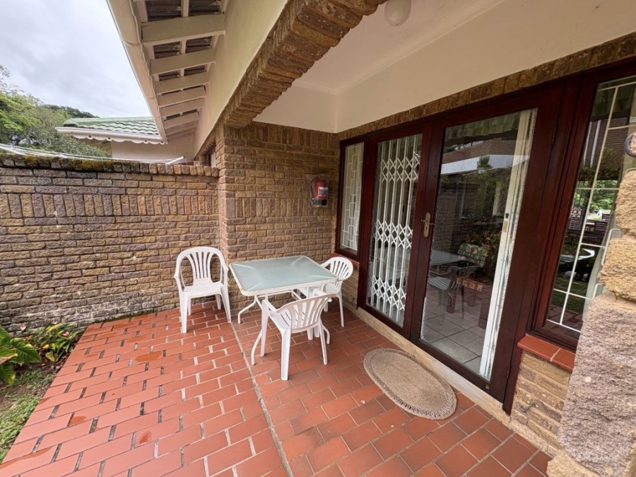 3 Bedroom Property for Sale in Umtentweni KwaZulu-Natal