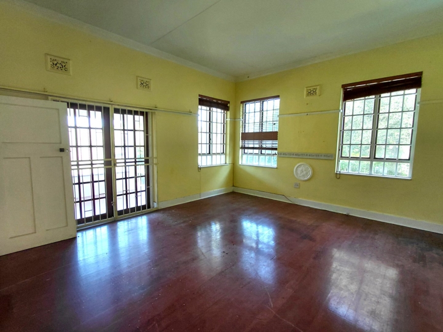 3 Bedroom Property for Sale in Umtentweni KwaZulu-Natal