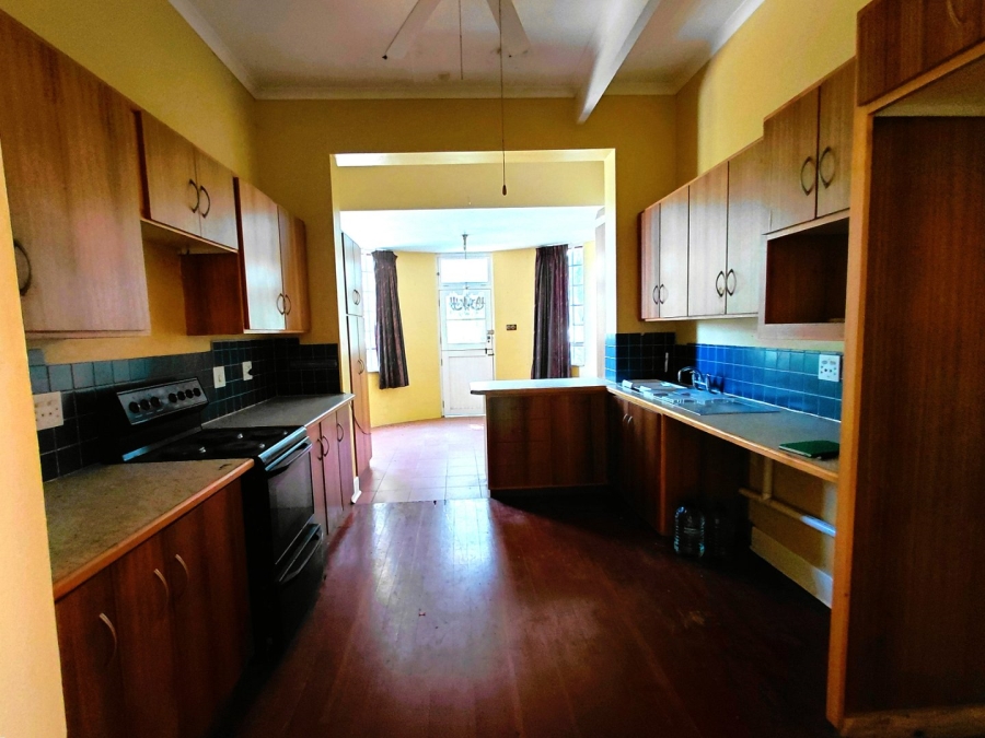 3 Bedroom Property for Sale in Umtentweni KwaZulu-Natal