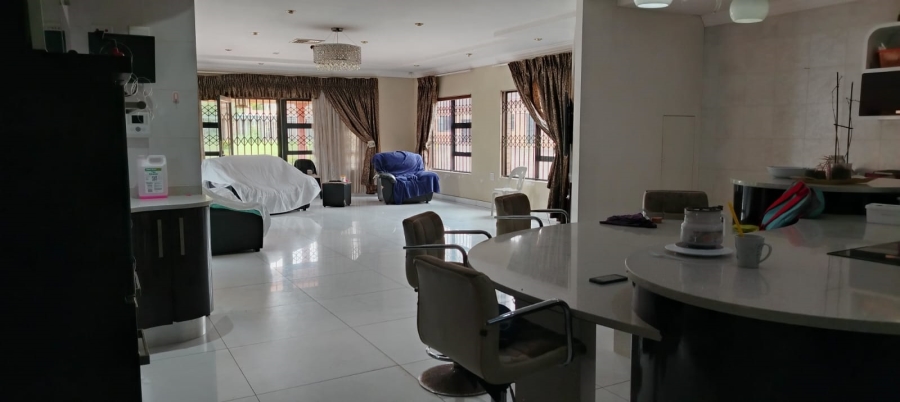 4 Bedroom Property for Sale in Lynnfield Park KwaZulu-Natal