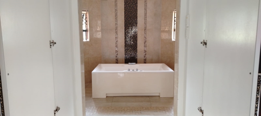 4 Bedroom Property for Sale in Lynnfield Park KwaZulu-Natal